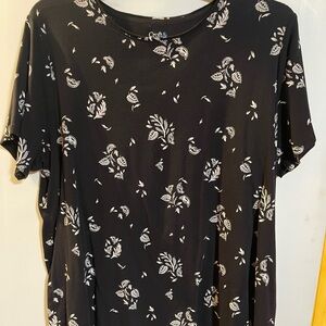 Croft & Barrow Black Floral Women's Top